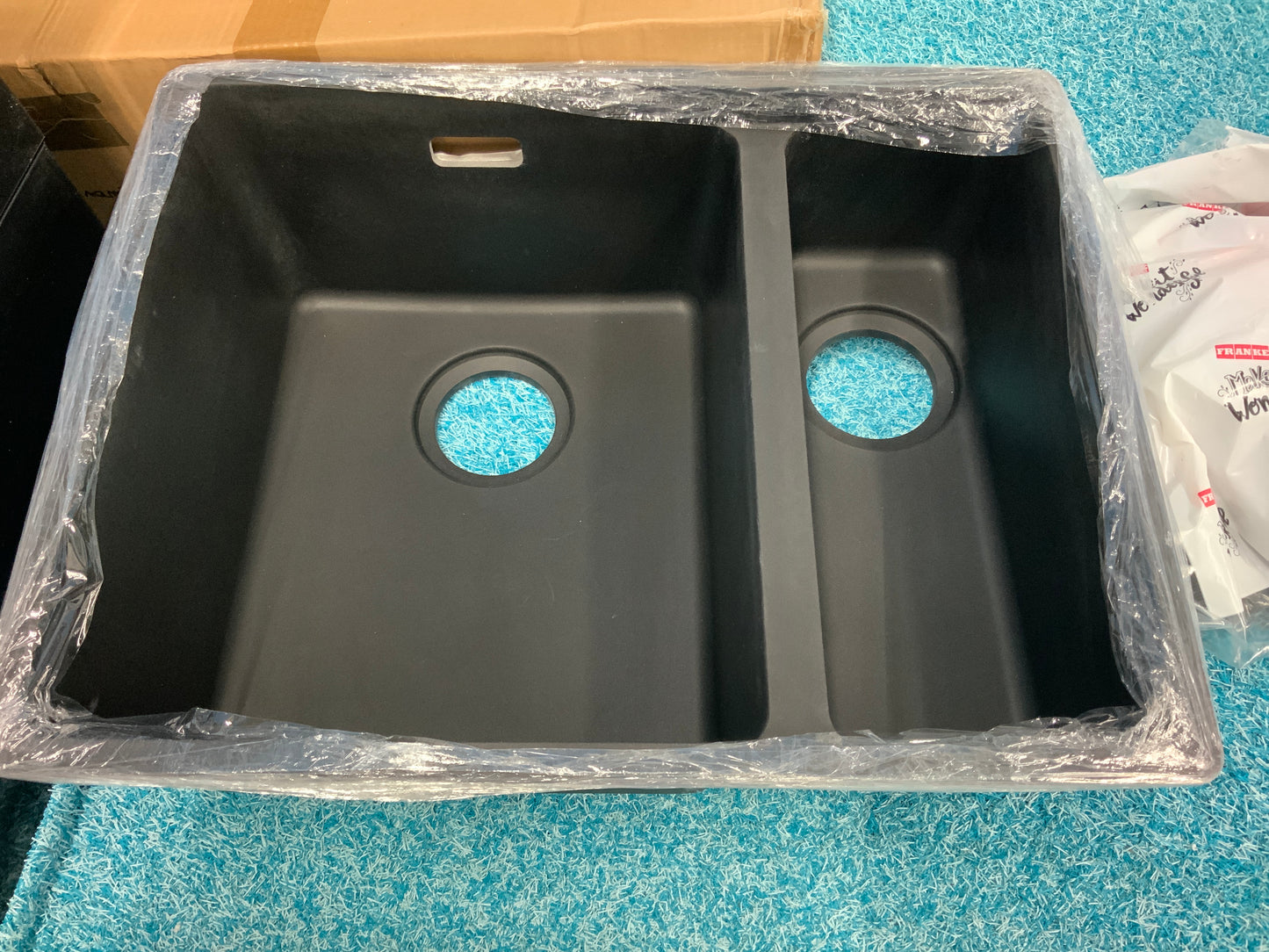 NEUF - Évier Franke Maris MRG16RH--XO)